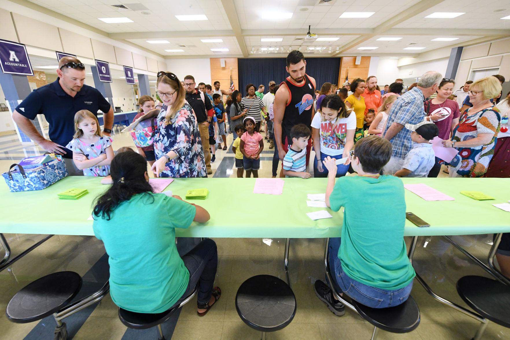 Creek View Elementary School's Back to School Bash